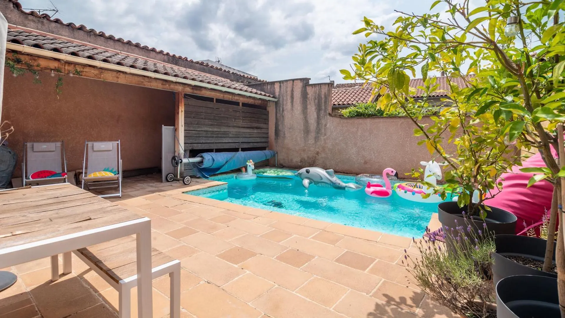 Hébergement de vacances Les Lauriers - 3 Bedrooms, Hyper-Centre And Pool Castres